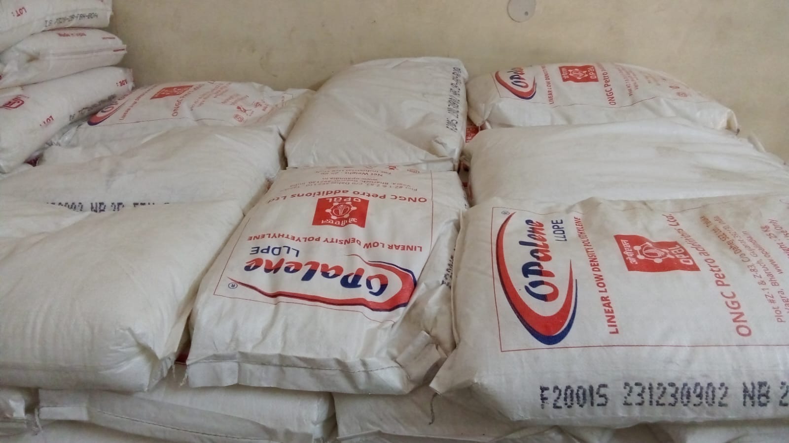 Plastic Raw Materials Supplier in Gurugram, LLDPE, LDPE, HDPE,HM, PP, Abs Delhi NCR